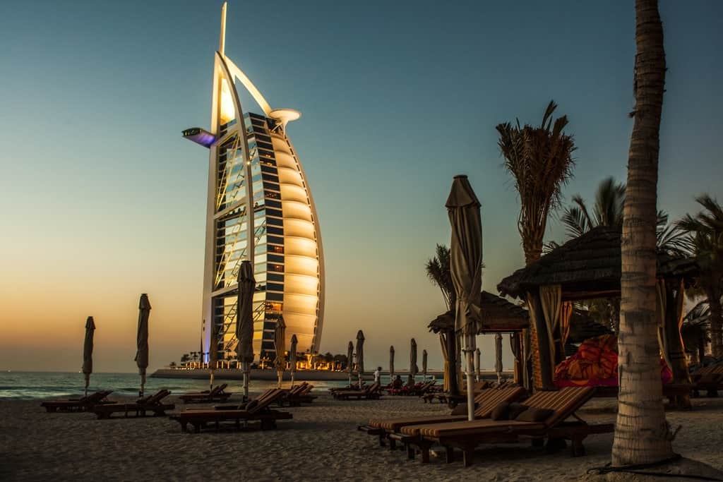 Discover the Wonders of Dubai: A Journey to the Jewel of the Middle East