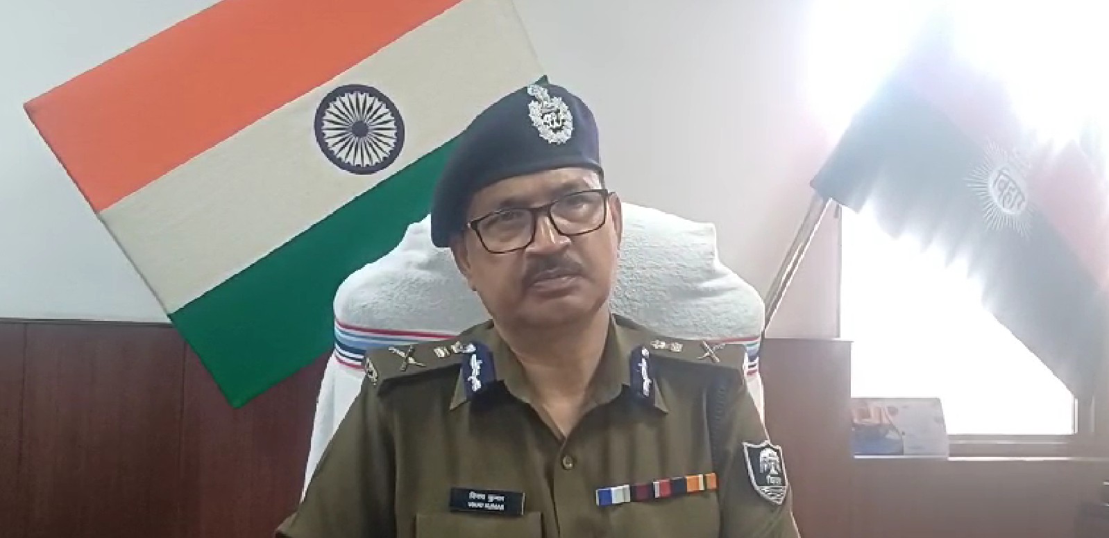 होली पर सुरक्षा व्यवस्था को बिहार पुलिस मुख्यालय में पुलिस महानिदेशक विनय कुमार ने की मीडिया से बात।