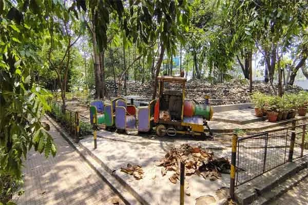 रांची के दो प्रमुख सार्वजनिक पार्क बदहाल, जुआरियों और शराबियों का अड्डा बने