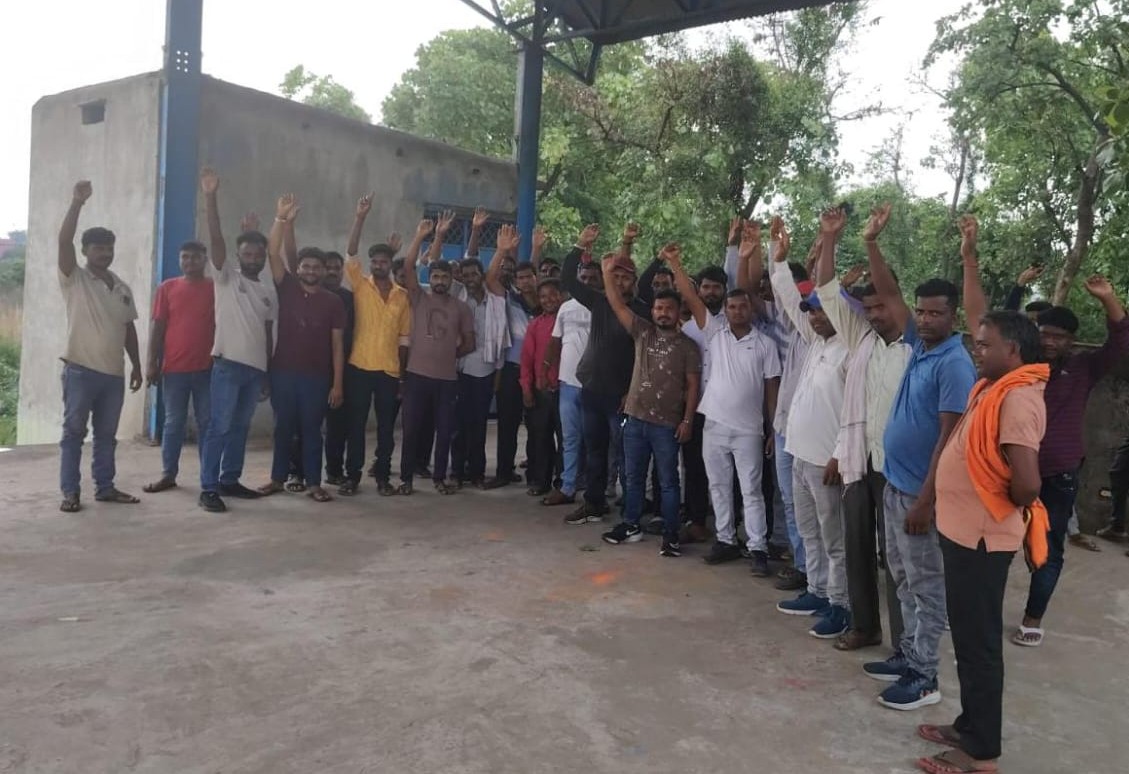एनटीपीसी से फ्लाई ऐश ढुलाई: वाहन मालिकों ने मनमानी के खिलाफ खोला मोर्चा, रखीं कड़े शर्तें