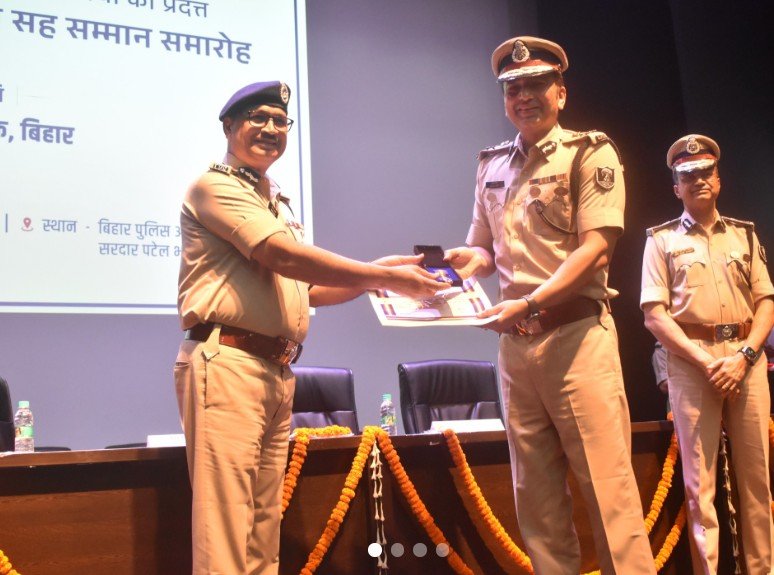 बिहार पुलिस का सम्मान समारोह: 71 पुलिसकर्मी अलंकृत