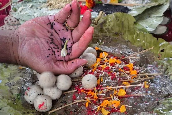 विष्णुपद मंदिर: जहां पितरों को मिलता है मोक्ष