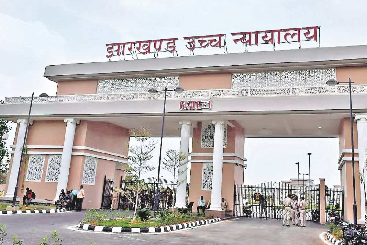 BCCL पर हाईकोर्ट में जनहित याचिका, 10 हजार ग्रामीणों के प्रभावित होने का दावा